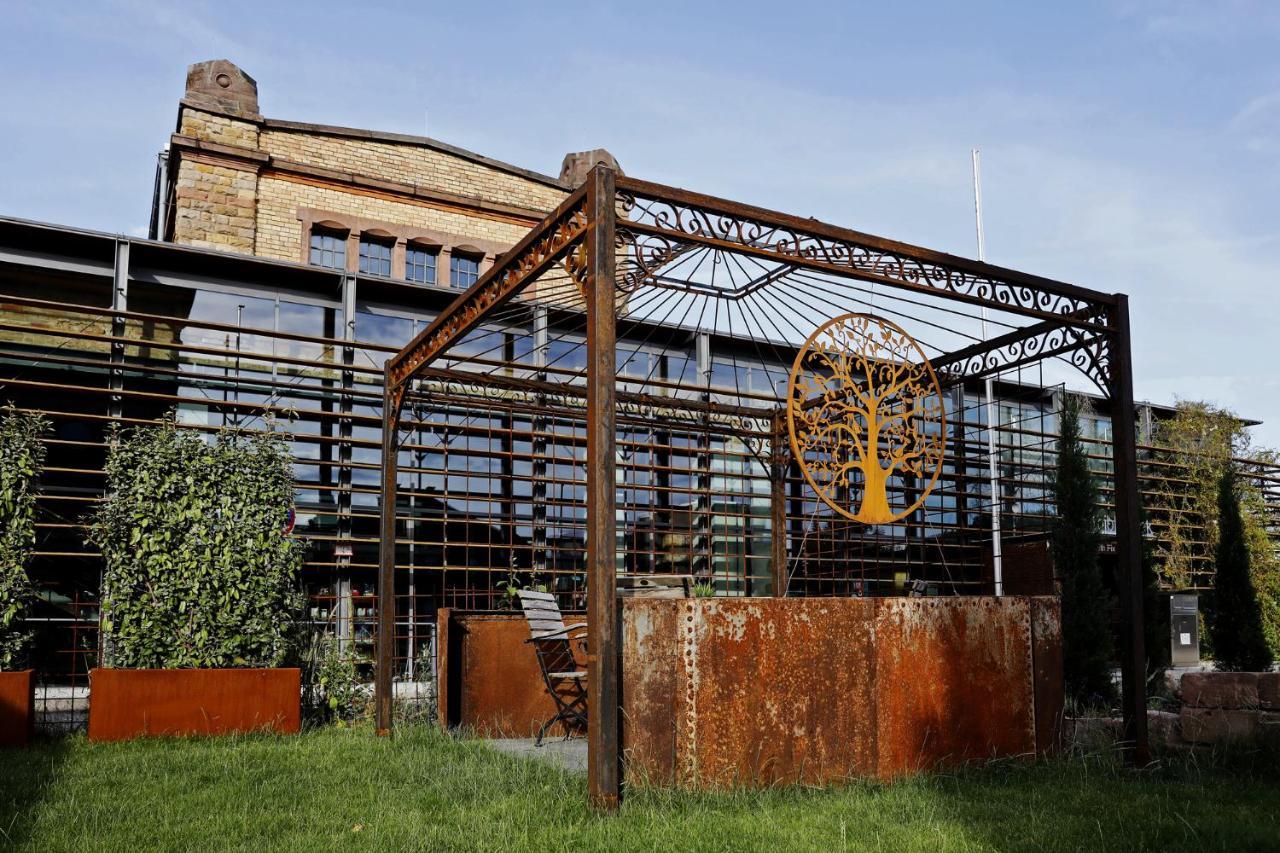 Barrierefreie Ferienwohnungen Am Wasserturm Landau - Suedpfalz 랜다우인더펠즈 외부 사진